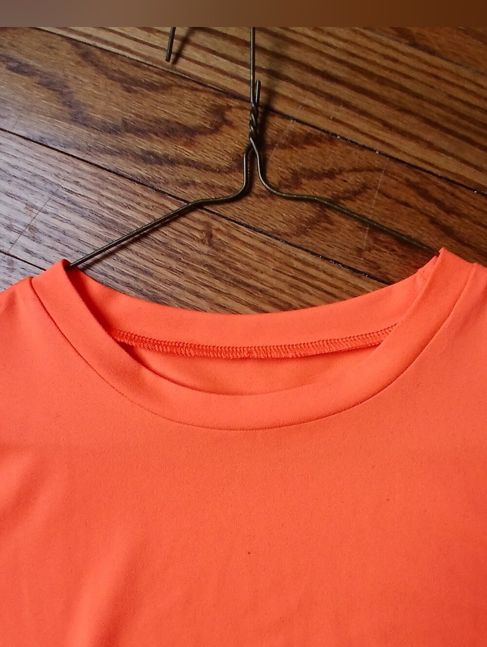 SHEIN bright orange crop top - Picture 3 of 7